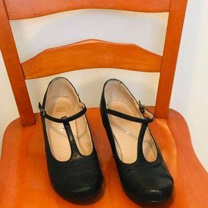 Chelsea Crew-Vintage heels